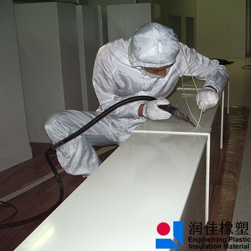 PVC風(fēng)管安裝現(xiàn)場